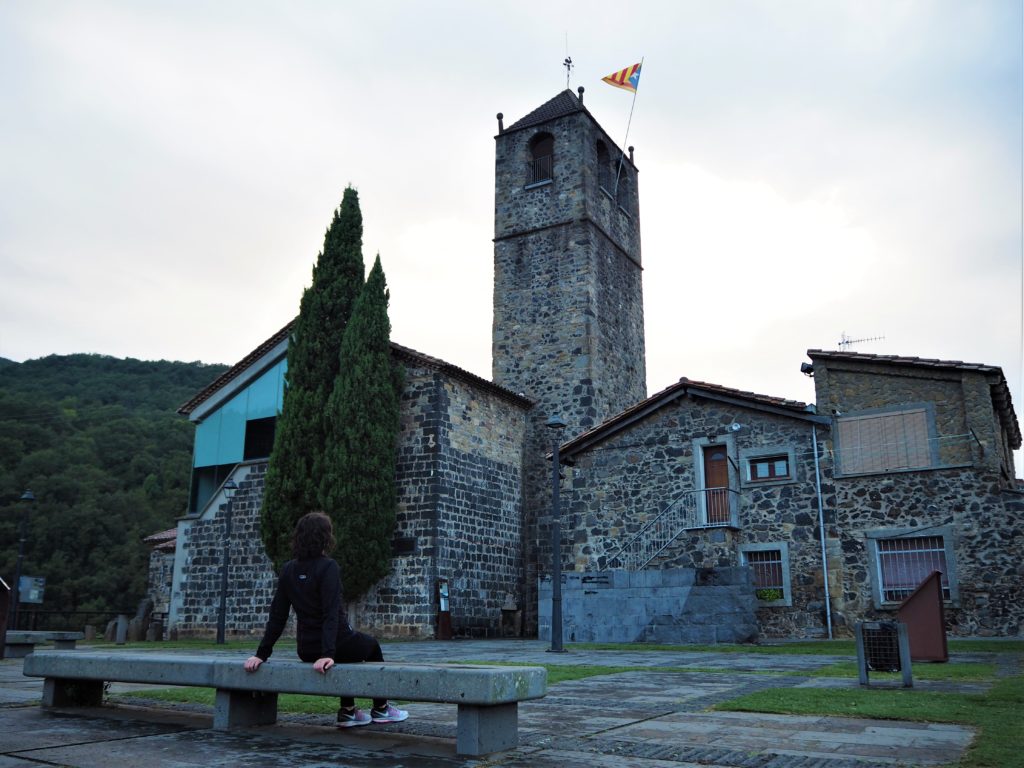 Church of Castellfollit e la Roca