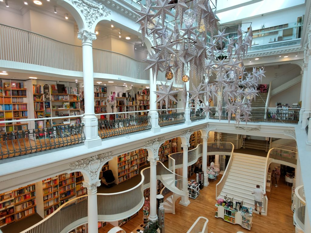 Carturesti Carusel Bookstore