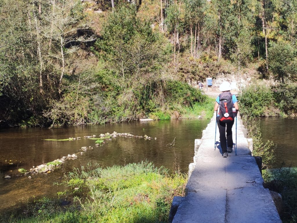 Crossing the river Neiva