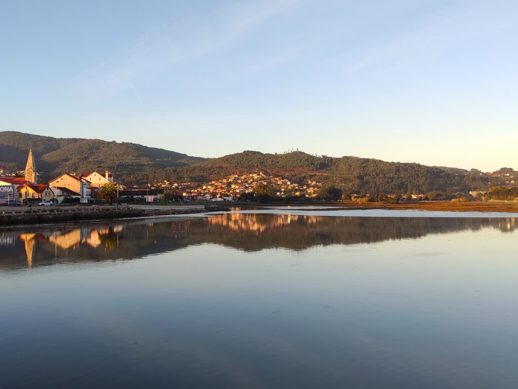 Sunrise over river Miñor