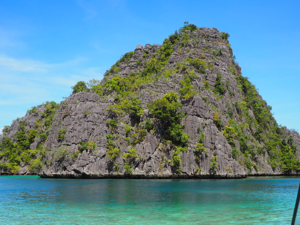 Lime stone cliffs at Coron